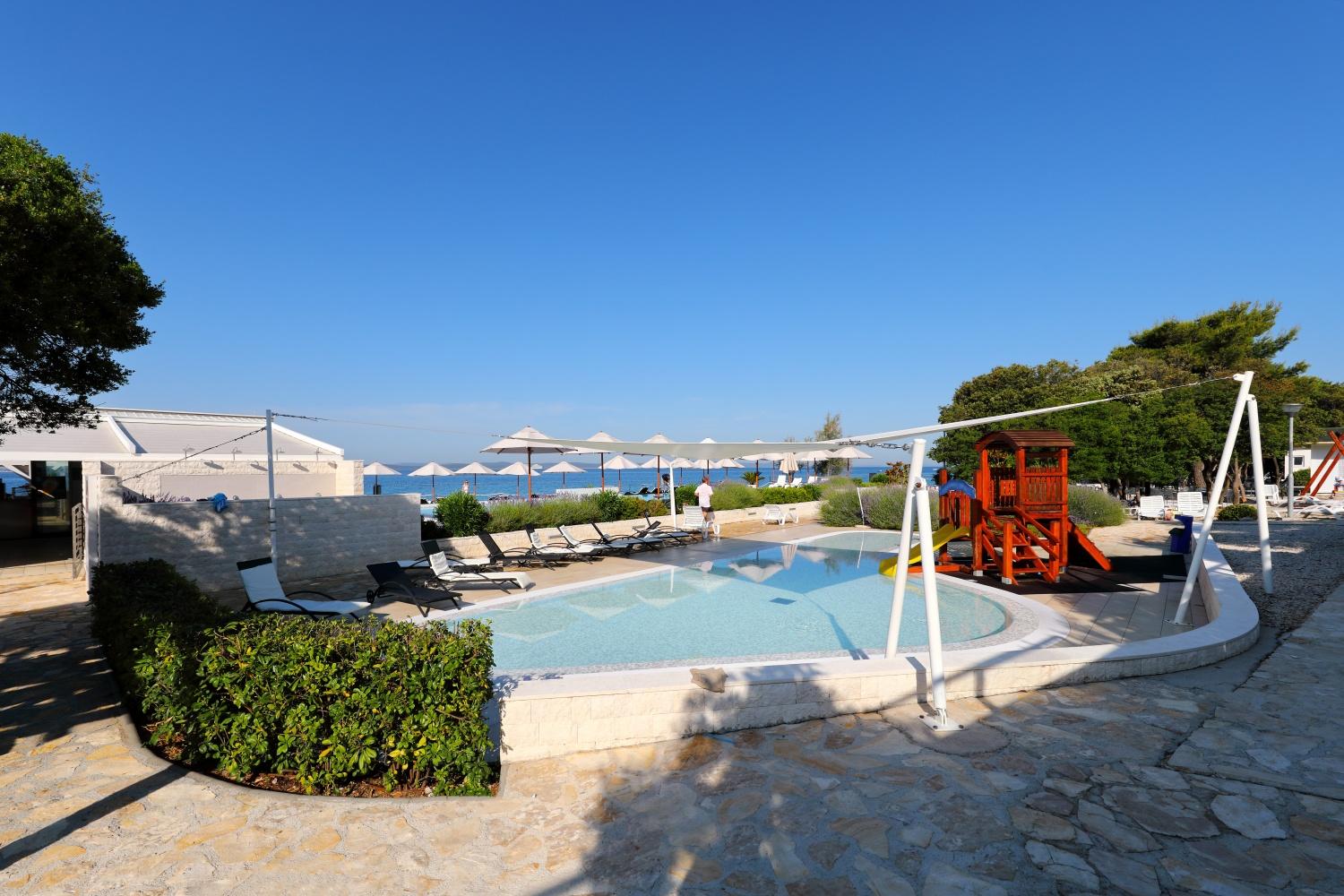 Sunnyside Apartments Resort Петрчане Экстерьер фото