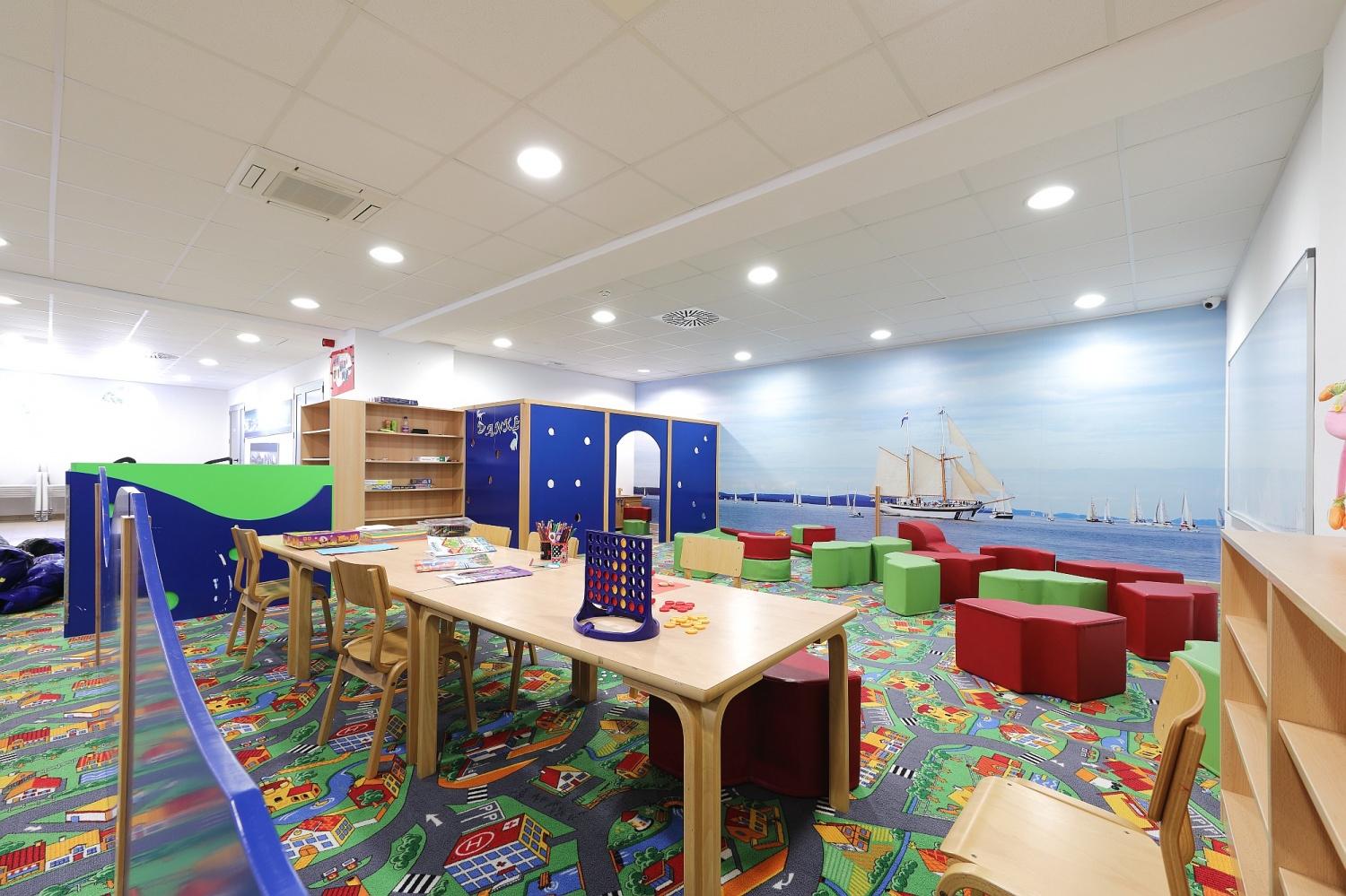 Sunnyside Apartments Resort Петрчане Экстерьер фото
