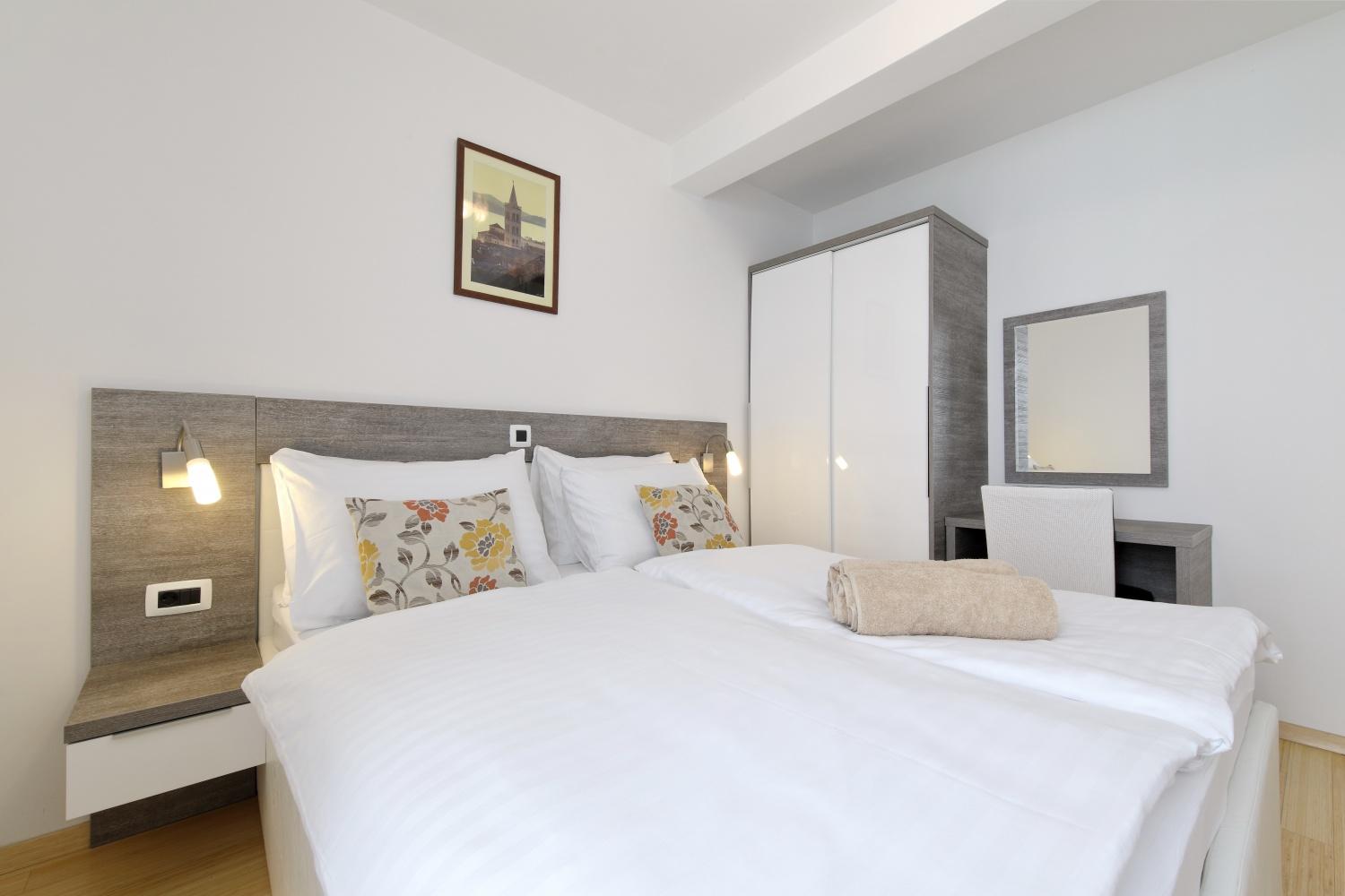 Sunnyside Apartments Resort Петрчане Экстерьер фото