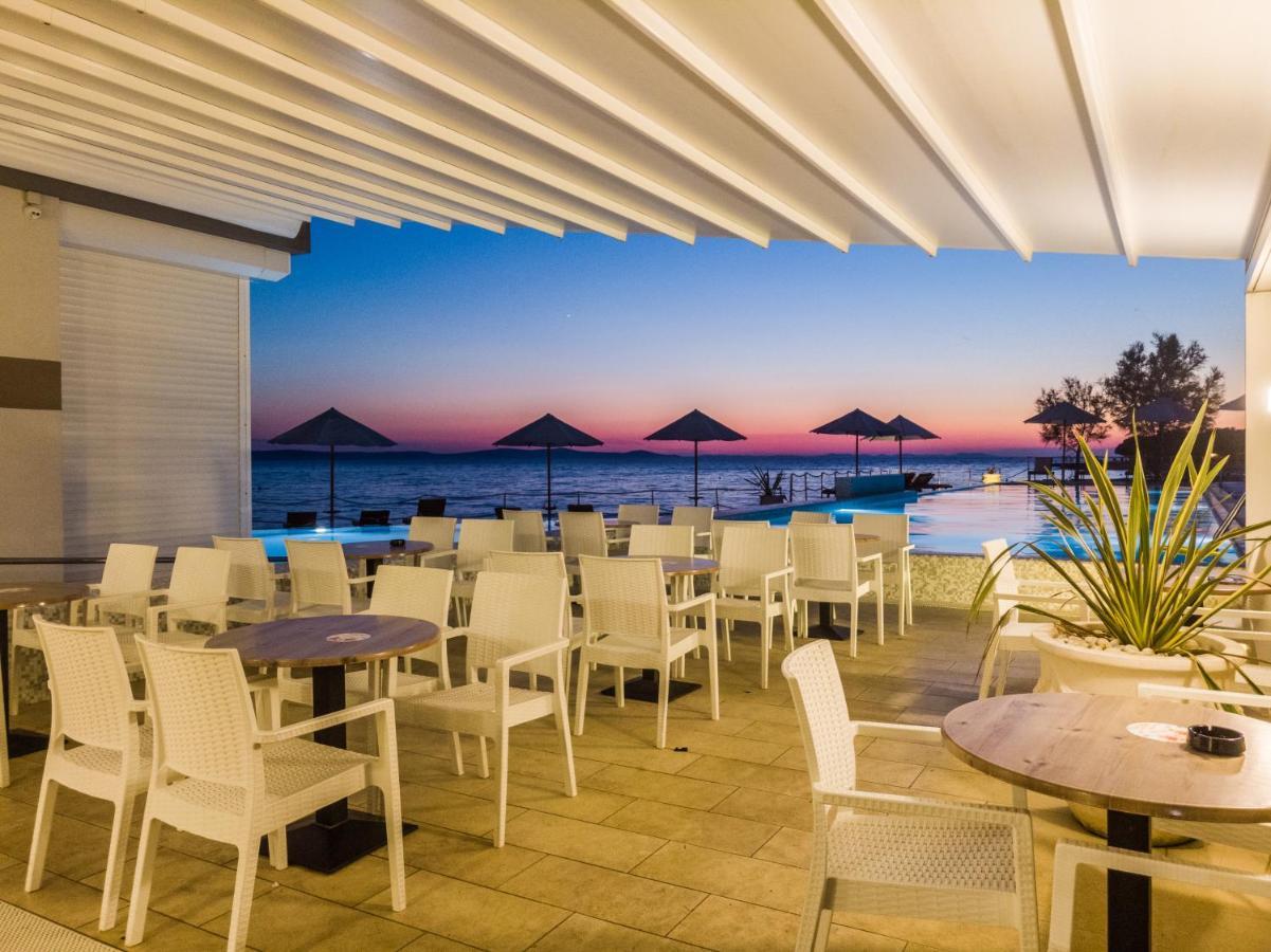 Sunnyside Apartments Resort Петрчане Экстерьер фото