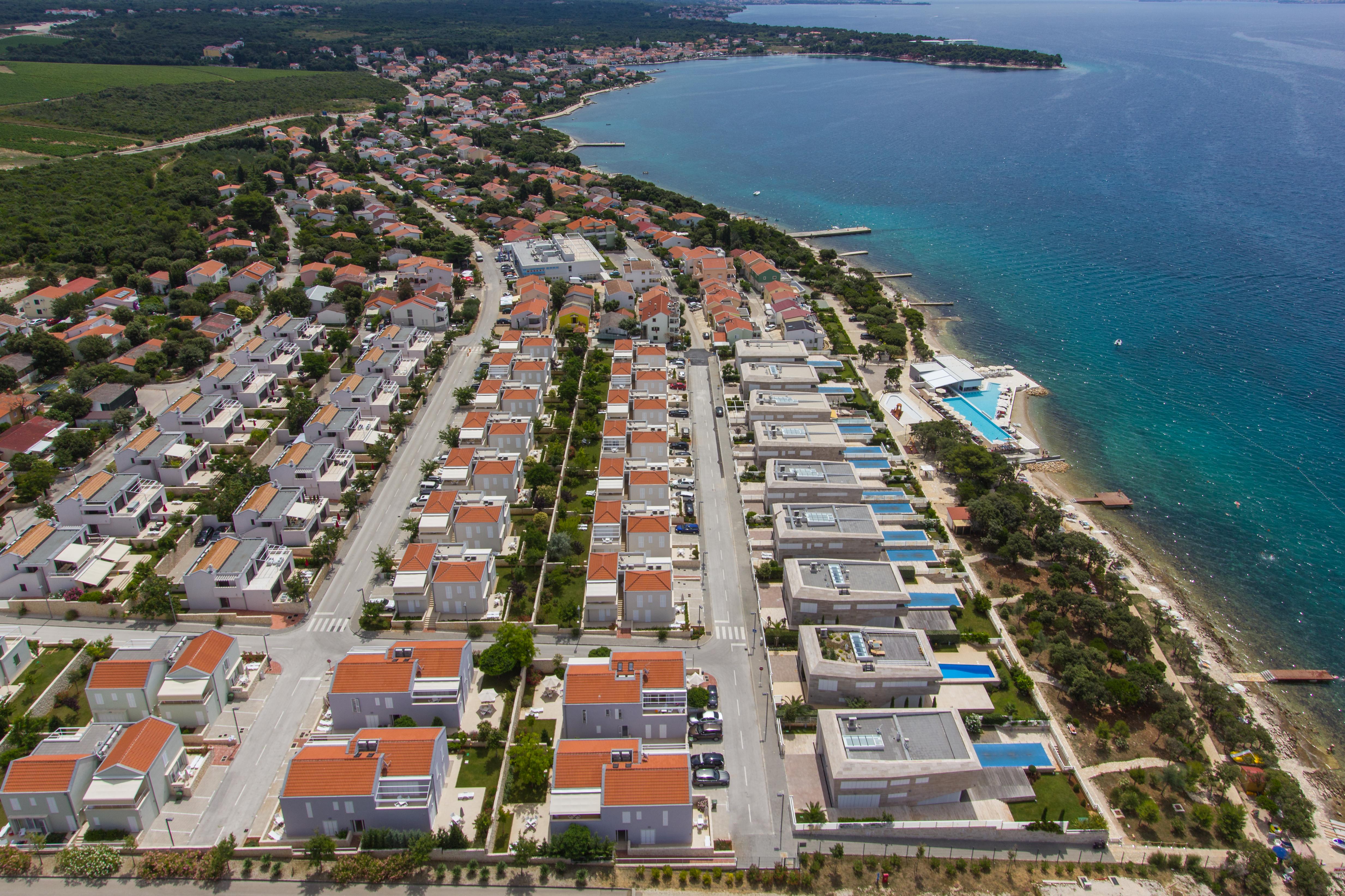 Sunnyside Apartments Resort Петрчане Экстерьер фото