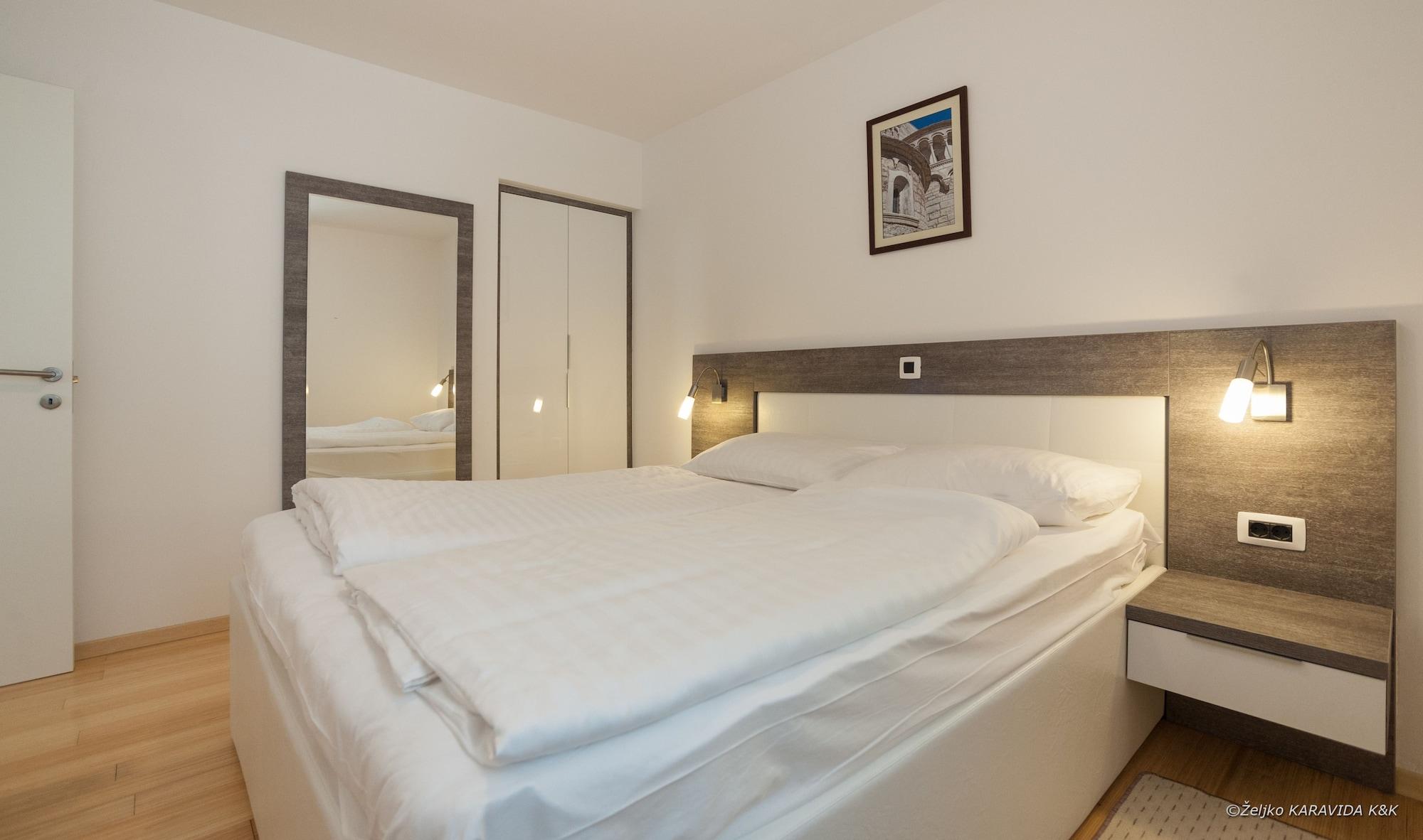 Sunnyside Apartments Resort Петрчане Экстерьер фото
